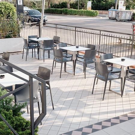 Hotel Rudy Cervia Buitenkant foto